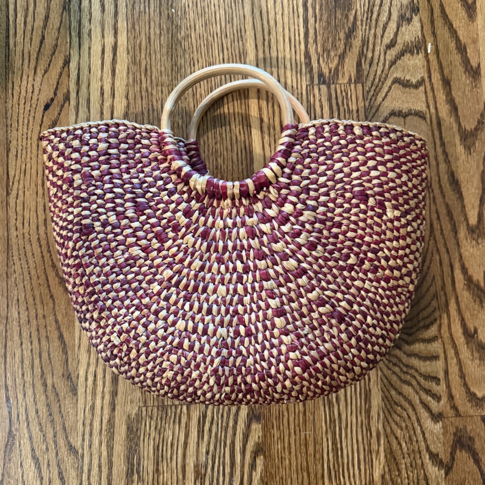 Woven Straw Bucket Bag